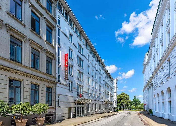 Ibis Alster Centrum 3*